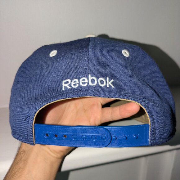 REEBOK TORONTO MAPLE LEAFS SNAPBACK - Picture 2 of 3